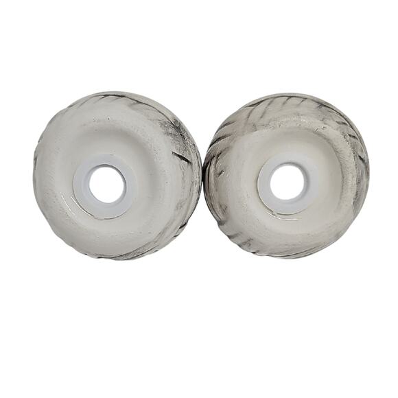 Halloween Mummy-Themed Ceramic Salt and Pepper Shakers Spooky Collectibles - Picture 6 of 6